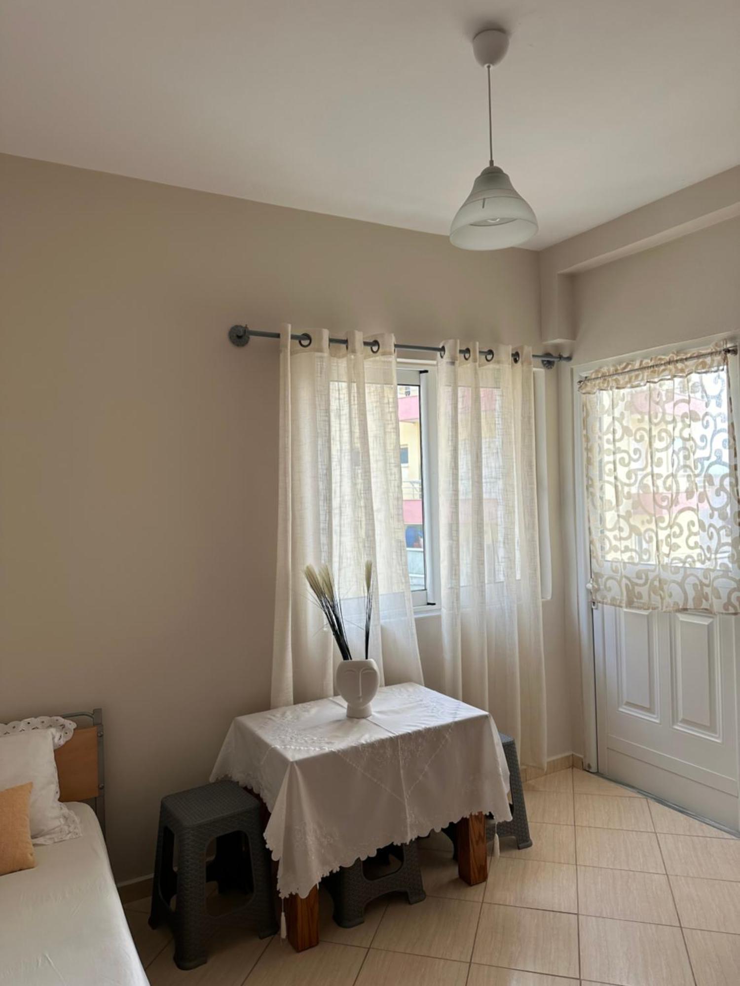 Vila Lemon Tree Саранде Екстериор снимка