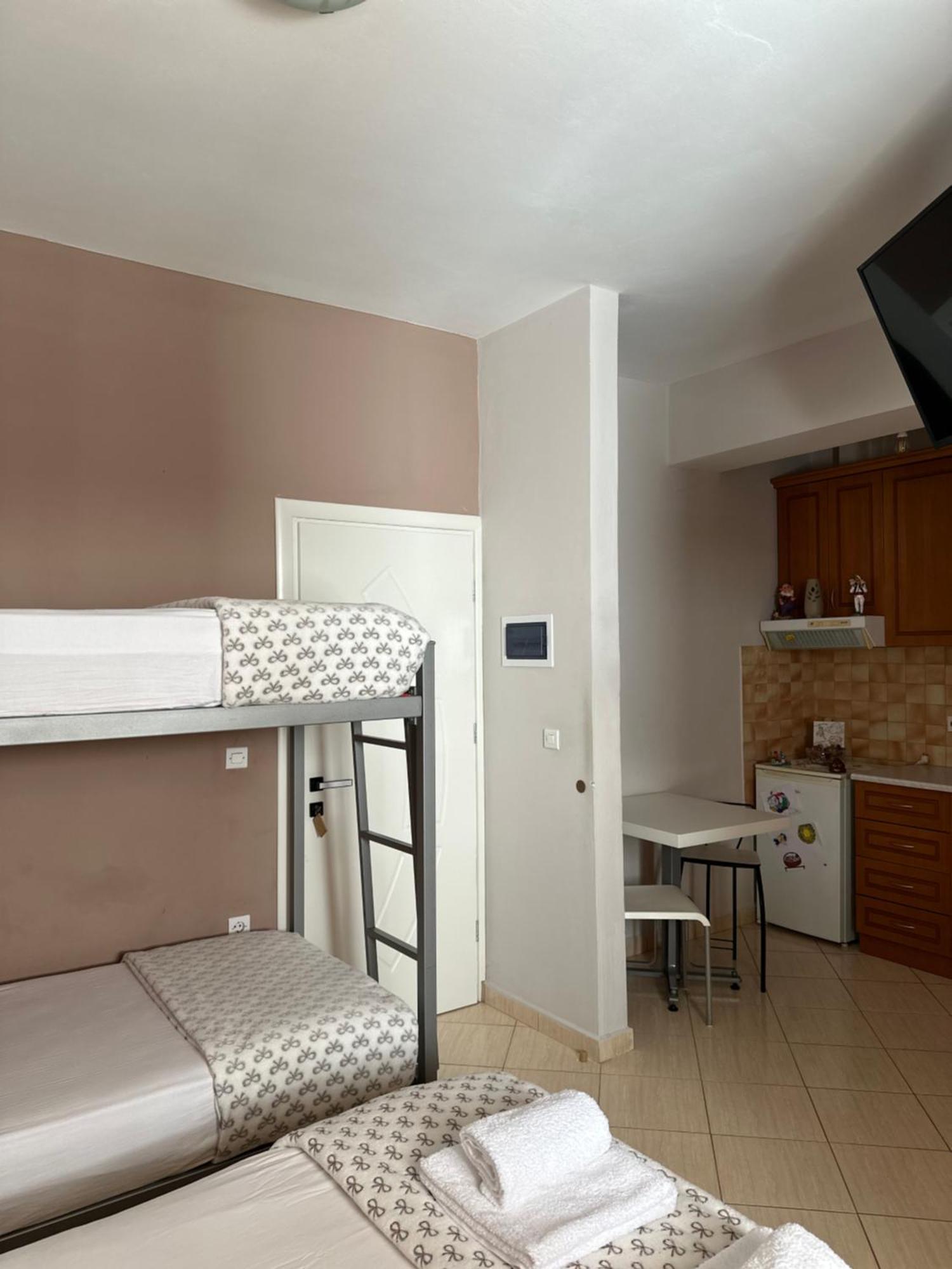 Vila Lemon Tree Саранде Екстериор снимка
