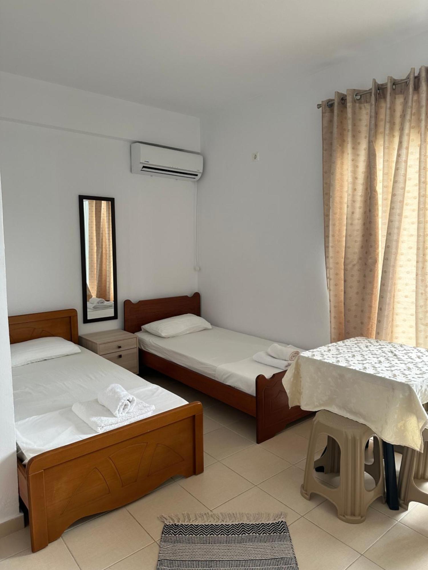 Vila Lemon Tree Саранде Екстериор снимка